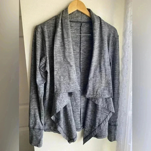 Nike Dri-Fit Cardigan Open Front Waterfall Yoga Wrap Long Sleeve Sweater Gray - Picture 2 of 8